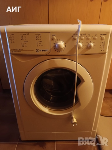 Пералня Indesit IWC71051 за части или ремонт 