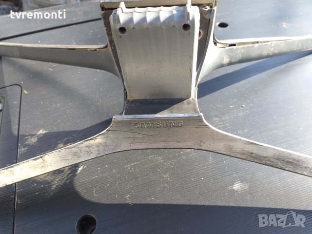 TV стойка SAMSUNG UE40K5600AWXXH, снимка 3 - Стойки, 3D очила, аксесоари - 27604156