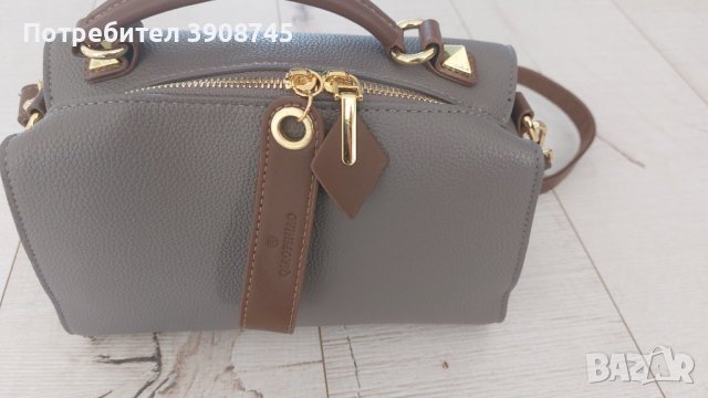 Дамска чанта, снимка 2 - Чанти - 43657593