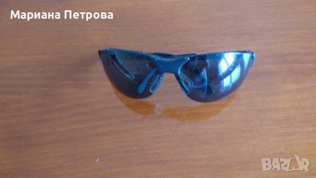 Акумулаторен ударен гайковерт /винтоверт/ на BOSCH GSR10.8V-Li и защитни очила BOSCH, снимка 9 - Винтоверти - 46202749