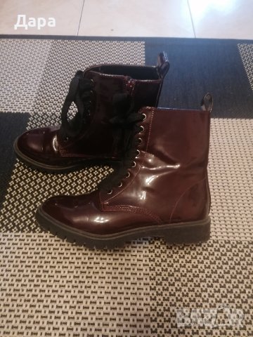 Лачени боти в бордо, снимка 2 - Дамски боти - 43046350