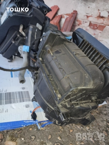 Пасат  2005 г.конзола за радиаторче на климатик и парно, снимка 5 - Части - 51449539