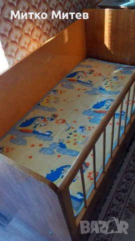 Детска кошара-легло с две чекмеджета и матрак