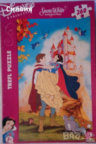Пъзел ”Снежанка” с размери 40 - 60 см., състоящ се от 260 елемента. За деца над 3 години - 260 части