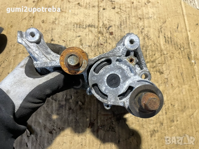 Обтегач Пистов Ремък Toyota GT86 2018 Subaru BRZ, снимка 3 - Части - 52682469