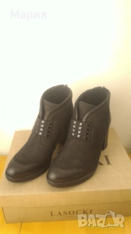 Удобни и леки боти - набук - нови!, снимка 5 - Дамски боти - 52669175