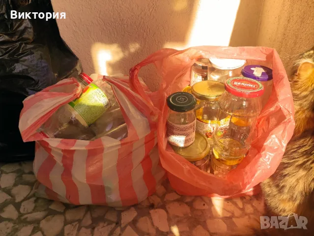 Подарявам буркани, снимка 1