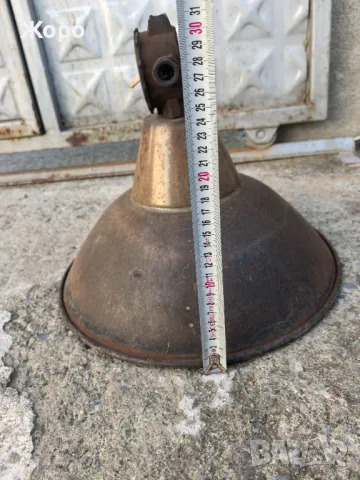 Стара емайлирана лампа, снимка 4 - Антикварни и старинни предмети - 49293096