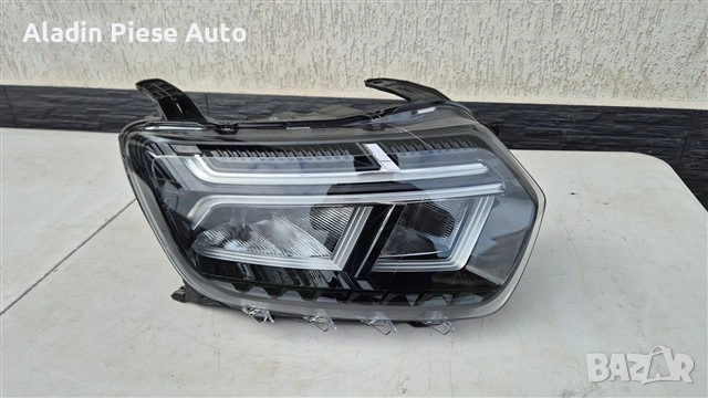 Десен фар Dacia Duster Facelift година 2021 2022 2023 2024 Full LED код 360103389r, снимка 2 - Аксесоари и консумативи - 52451947