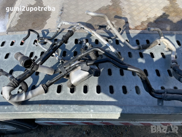 Маркучи и Тръби Охладителна Система 7P0121065M Porsche Cayenne 3.0D 92A/2012г