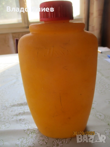 Бутилки с винтови и пластмасови капачки и с тапи разнообразни в отлично състояние, снимка 16 - Буркани, бутилки и капачки - 34413748