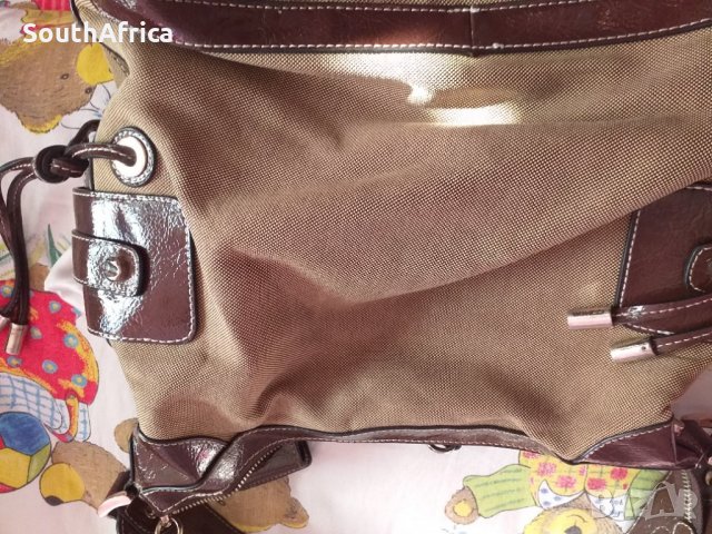 Кафява Guess-оригинална!, снимка 2 - Чанти - 34764535