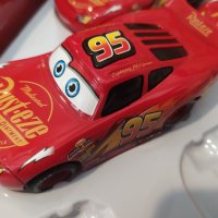 Метални коли CARS 3 Mcqueen, снимка 1 - Коли, камиони, мотори, писти - 37188689