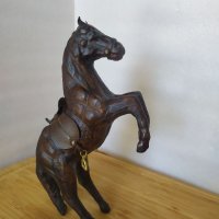 Дървена фигура на кон, снимка 1 - Декорация за дома - 40191900