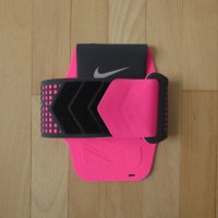 Nike Ultra-Light Running Armband , снимка 3 - Чанти - 32540592