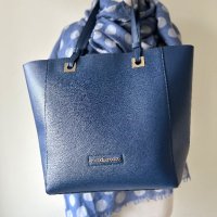 Прекрасен шал вълна и коприна син на точки и голяма синя чанта Roccobarocco , снимка 1 - Чанти - 43493271