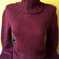 Ръчно плетен пуловер р-р XS, снимка 1 - Блузи с дълъг ръкав и пуловери - 35342415