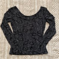 Красива блуза на DiKa, снимка 1 - Блузи с дълъг ръкав и пуловери - 37363594