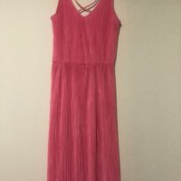 Розова плисирана рокля H&M, снимка 5 - Рокли - 32901544