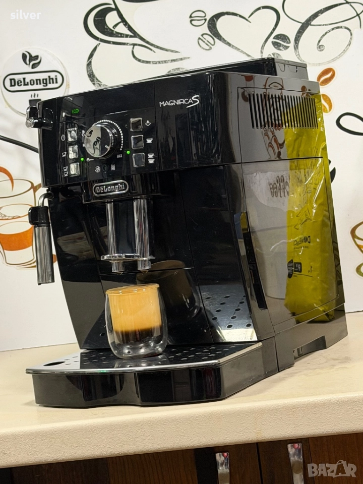 Кафемашина кафе автомат delonghi magnifica S с гаранция, снимка 1