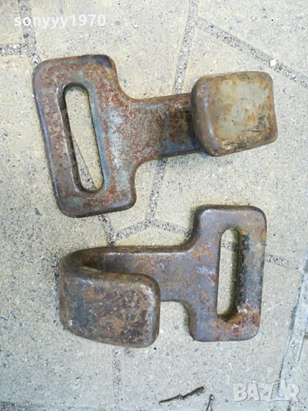 яки немски куки 2бр-от колани , снимка 1