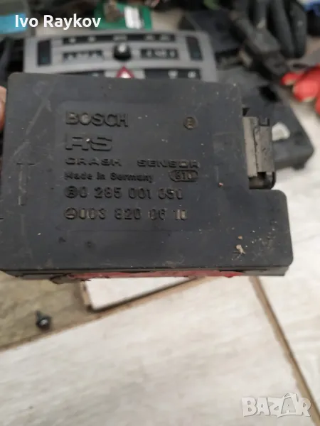 Mercedes W124 W201 W126  сензор Airbag SRS ECU 0038200610, 0285001050 , снимка 1