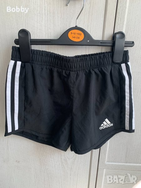 Спортни шорти Adidas 9-10 години, снимка 1