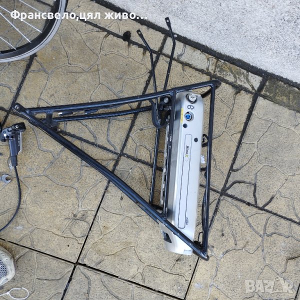 Батерия с багажник за електрически велосипед колело bionx състояние незнайно , снимка 1