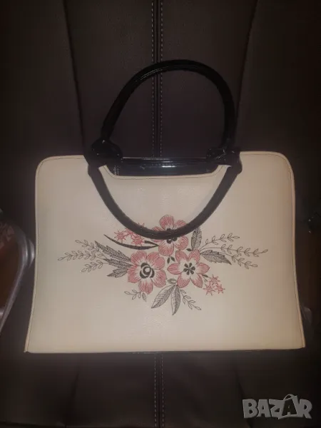 Бяла дамска чанта , снимка 1