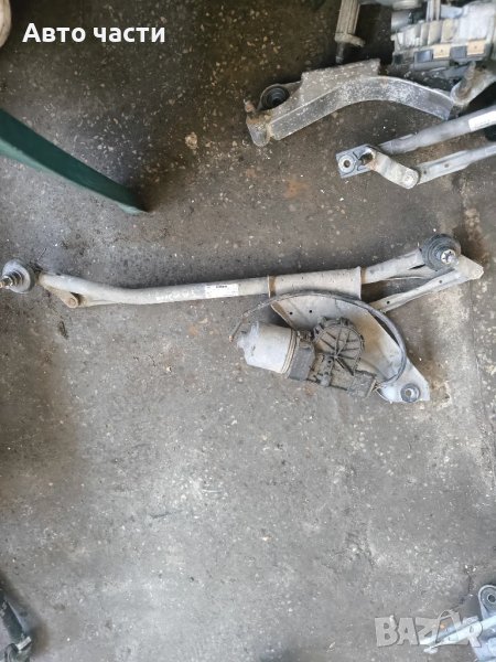 Механизъм за чистачки Dacia 8200619512 0390241544 Sandero Duster Logan, снимка 1