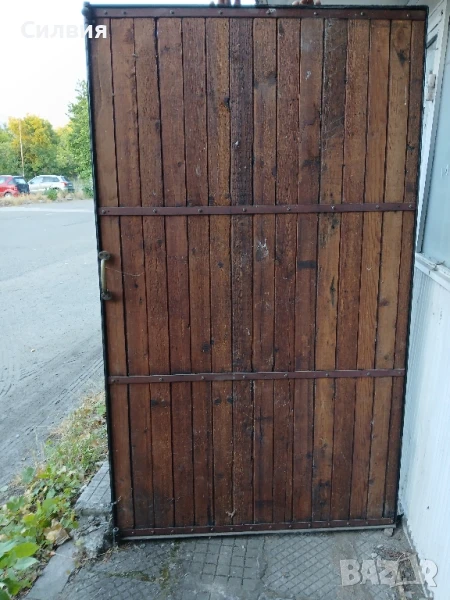 Гаражна врата. , снимка 1
