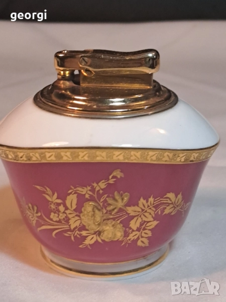 английска настолна порцеланова запалка Minton Colibri, снимка 1