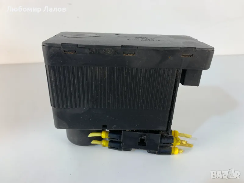 Вакум помпа за централно заключване на Mercedes-Benz Мерцедес / 0132 006 331 / А2028000048 / , снимка 1