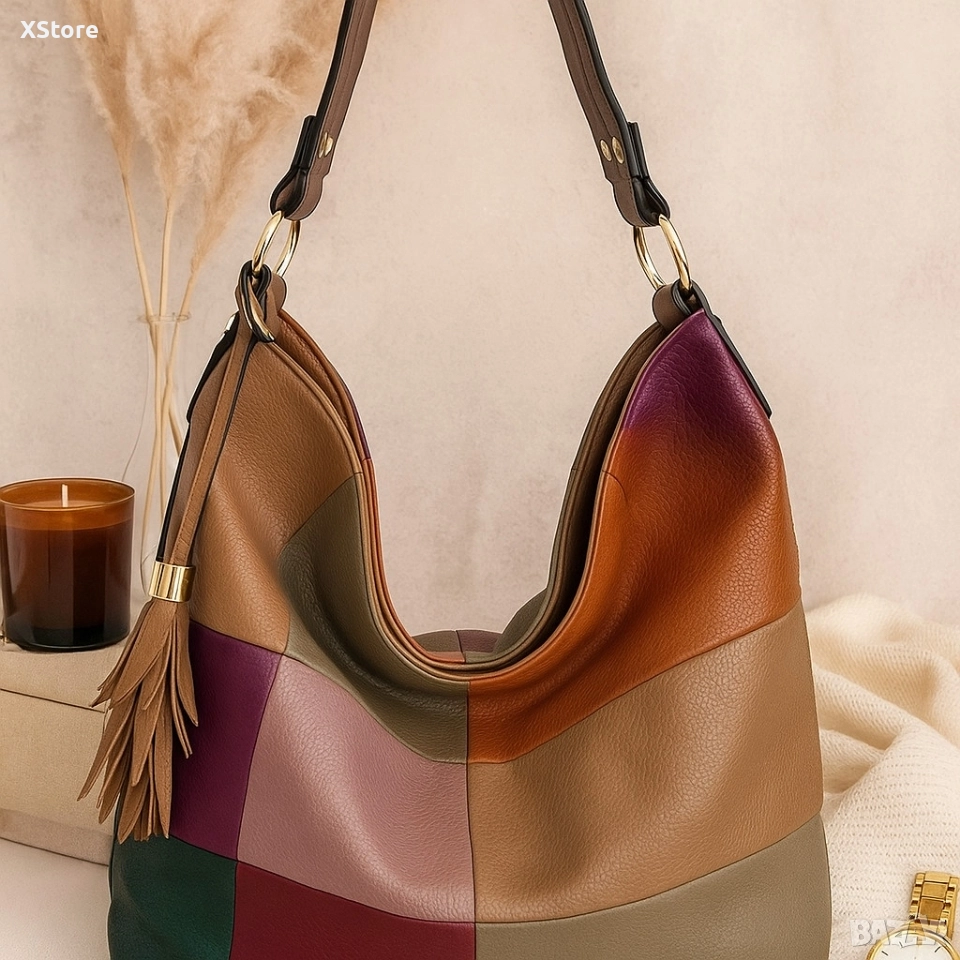 Универсална многоцветна дамска чанта хобо с пискюл, снимка 1