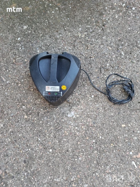 зарядно за батерии бош 36v, снимка 1