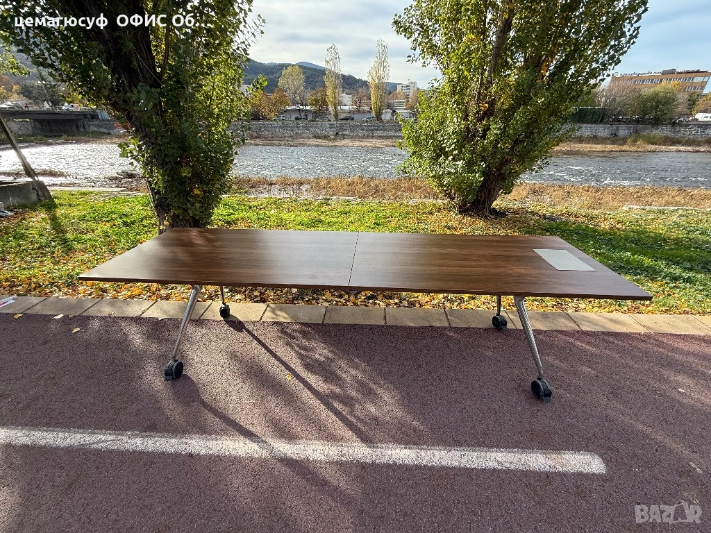 Страхотна конферентна маса сгъваема подвижна ролбар на колелца;, снимка 1