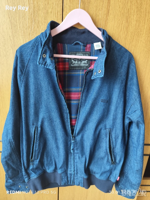 Пролетно яке размер S но отговаря на размер М, снимка 1