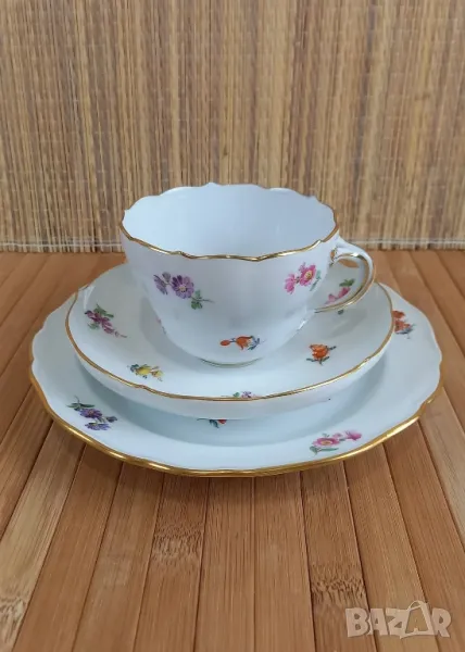 Чаша с подложна и десертна чиния - Meissen, снимка 1