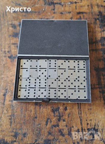 домино игра, метални плочки в метална кутия уникат