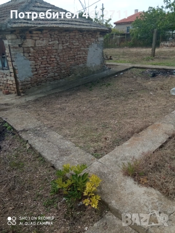 Дворно място с къща и стопански постройки, снимка 7 - Парцели - 52705176