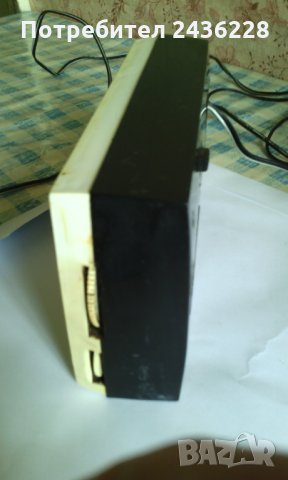 Ретро радиоапарат Сокол 403. 1981 г. СССР. Работещ., снимка 3 - Антикварни и старинни предмети - 26673280