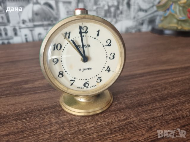 Стар настолен часовник , снимка 2 - Антикварни и старинни предмети - 35560141