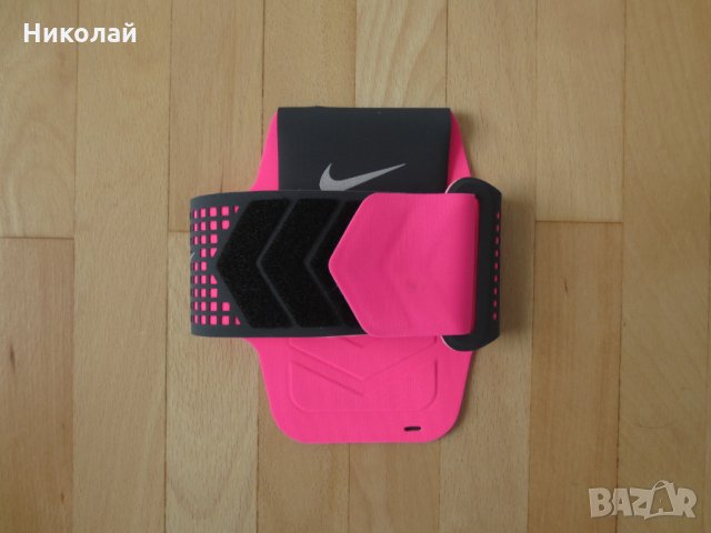 Nike Ultra-Light Running Armband , снимка 3 - Чанти - 32540592