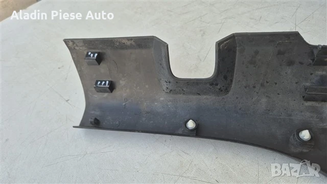 Декорация за задно ляво крило Dacia Sandero Stepway година 2012 2013 2014 2015 2016 код 788A31751R, снимка 3 - Аксесоари и консумативи - 50937245