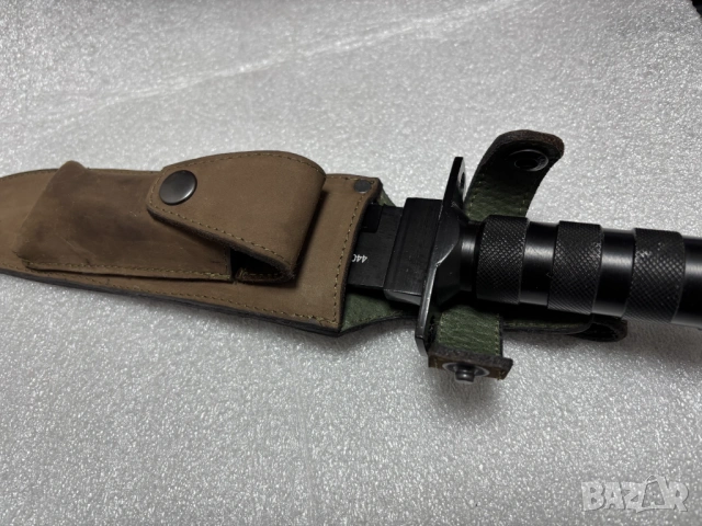 Голям Тактически нож Boker Magnum Survivalist с Кания/естествена кожа/, снимка 12 - Ножове - 53463637