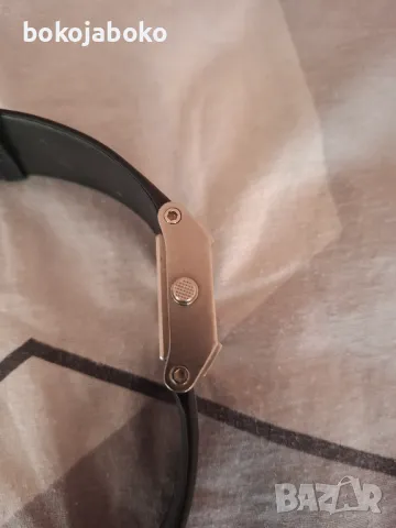 часовник Nike Women's Pink Oregon Series Square G Watch WA0051, снимка 6 - Дамски - 38832530