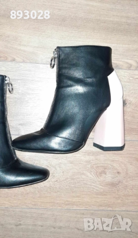 Боти ZARA 38/39 номер , снимка 6 - Дамски боти - 51799707