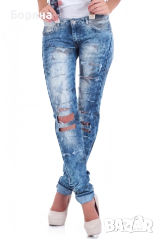 Caramella Fashion нови с етикет уникални дънки с разрези, снимка 4 - Дънки - 52815944