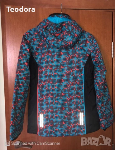 Юношеско яке CMP, снимка 2 - Детски якета и елеци - 52313550