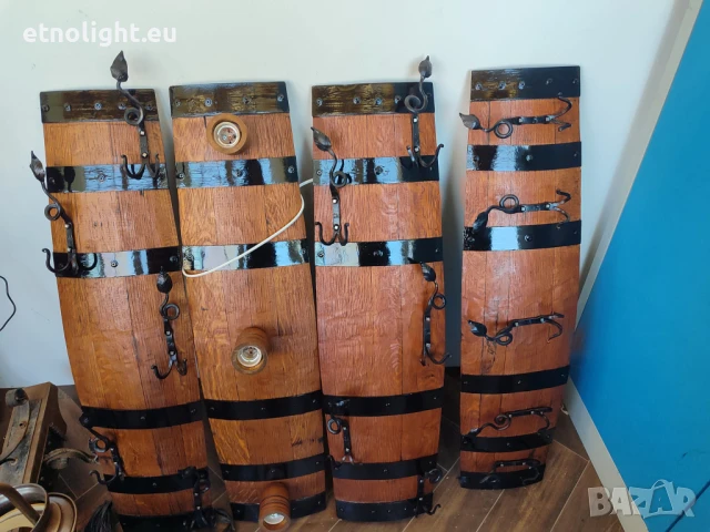 Красиви стенни закачалки от автентични реставрирани бъчви с ръчно ковано желязо , снимка 6 - Паравани - 44113072